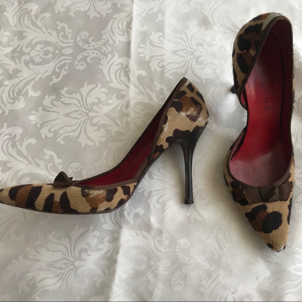 Celine Leopard print pointed heels